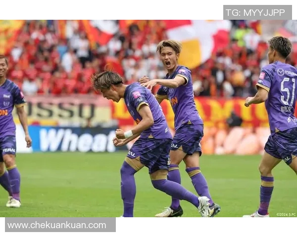 横滨水手迎战广岛三，争夺联赛积分巅峰之战即将展开